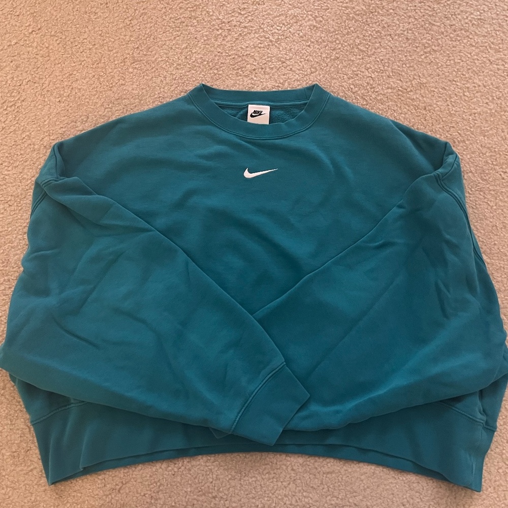 Nike Women's Oversized Crewneck